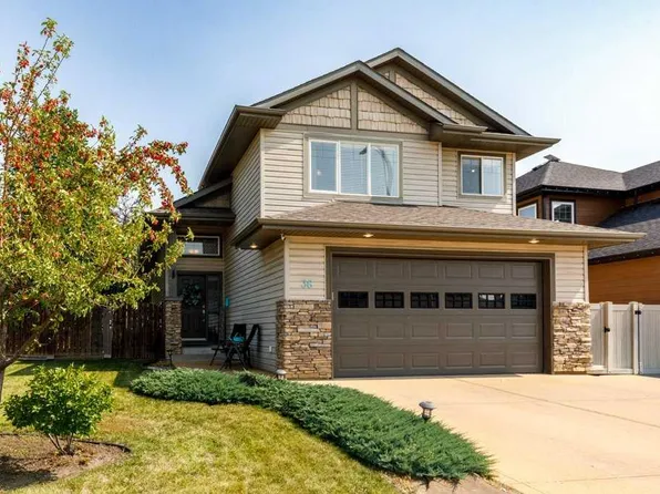 36 W Aspen Heights Way, Innisfail, AB T4G 1Y5
