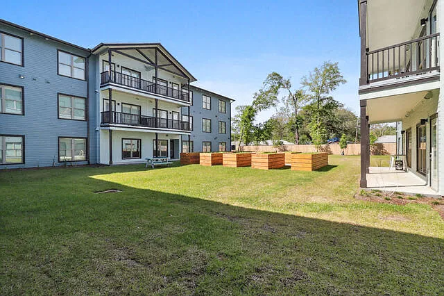 Hammond Station Apartments — Photo 10