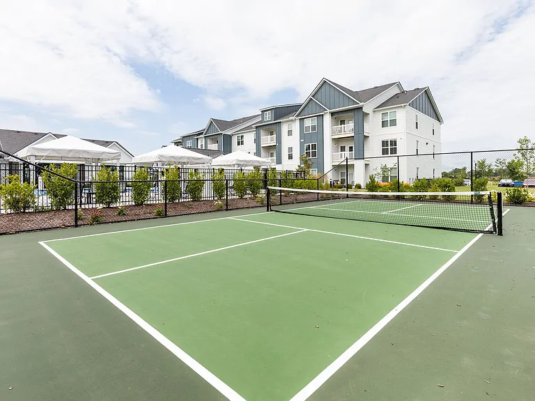 Hathaway at Kingsley Place — Photo 19