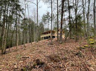 24 Coles Pl, Murphy, NC 28906