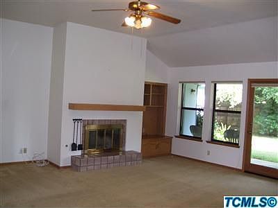 3rd image of 1126 N Bollinger St