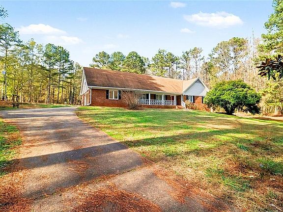 3rd image of 4161 Campbell Rd