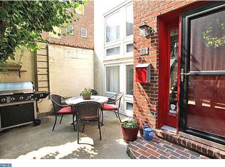 520 Fitzwater St, Philadelphia, PA 19147