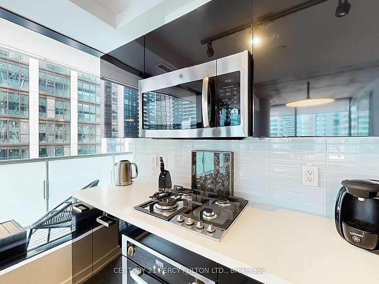 11 Charlotte St #1707 — Photo 11