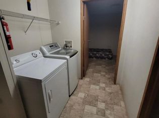 313 3rd St SE, Lamoure, ND 58458