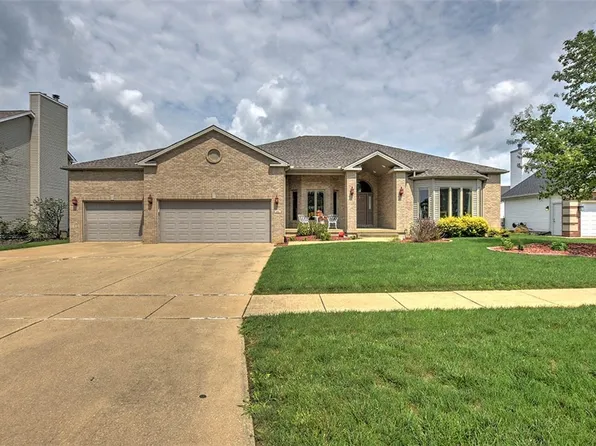 816 W Forsyth Pkwy, Forsyth, IL 62535