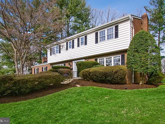 2nd image of 3825 Bosworth Ct