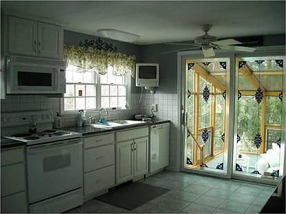 2nd image of 21 Cherry St