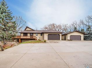 26993 Sd Highway 11, Sioux Falls, SD 57108