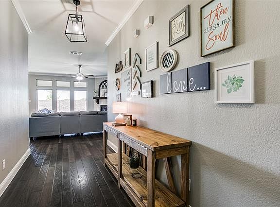 3rd image of 1416 Torrent Dr