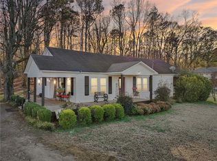 6150 Oak Grove Cir, Cumming, GA 30028