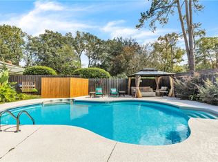 223 E 64th St, Savannah, GA 31405