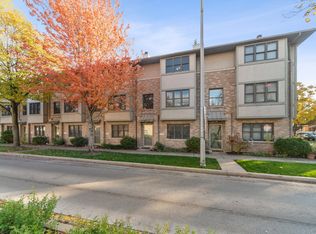 7716 Harvard St, Forest Park, IL 60130