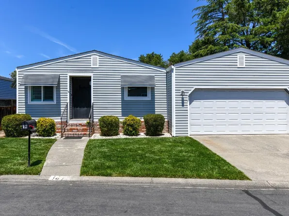14 Falcon Crest Circle, Napa, CA 94558