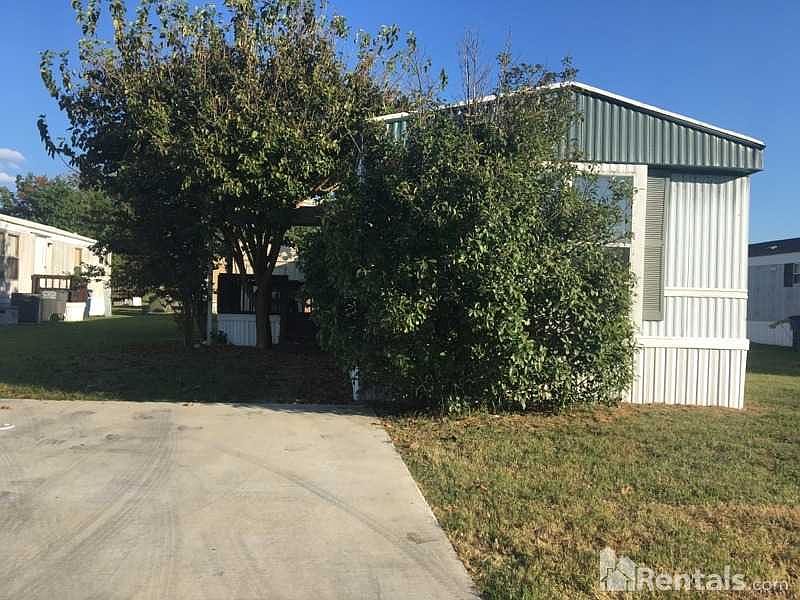 2nd image of 1606 Kathryn St Lot 185