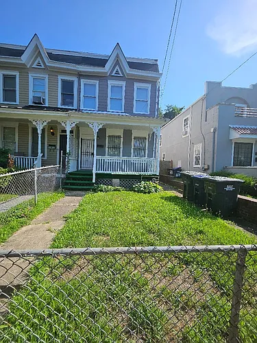 1635 U St SE Photo 1