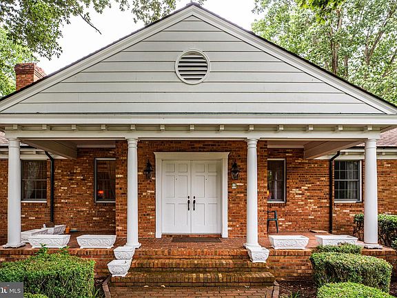 4th image of 602 Fagan Dr