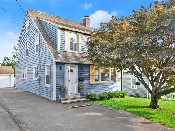 3 Olmstead Place, Norwalk, CT 06855