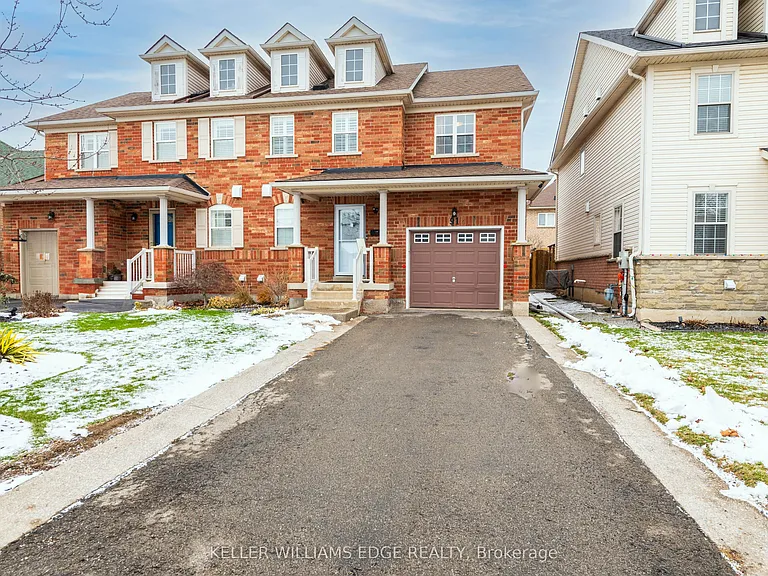 91 Young Cres — Photo 1
