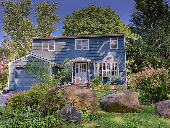 2nd image of 14 Observatory Dr