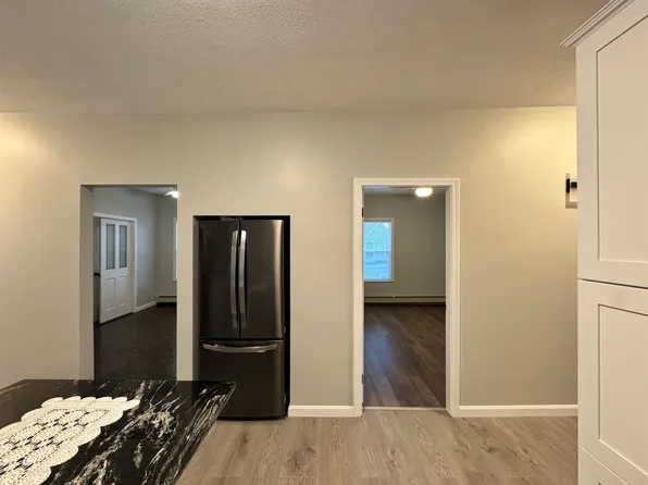 10 Pearl St #1, Somerville, MA 02145