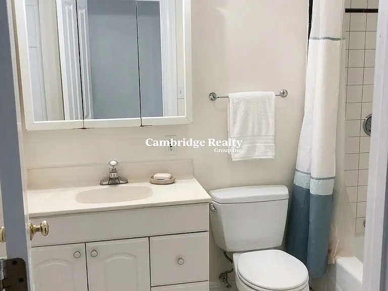 74 Gore St #1T — Photo 8