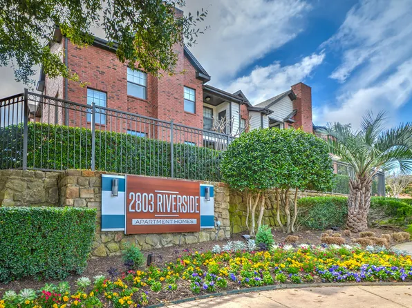 2803 Riverside