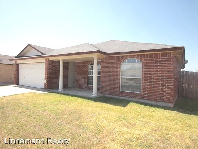 1st image of 3404 Basset Dr
