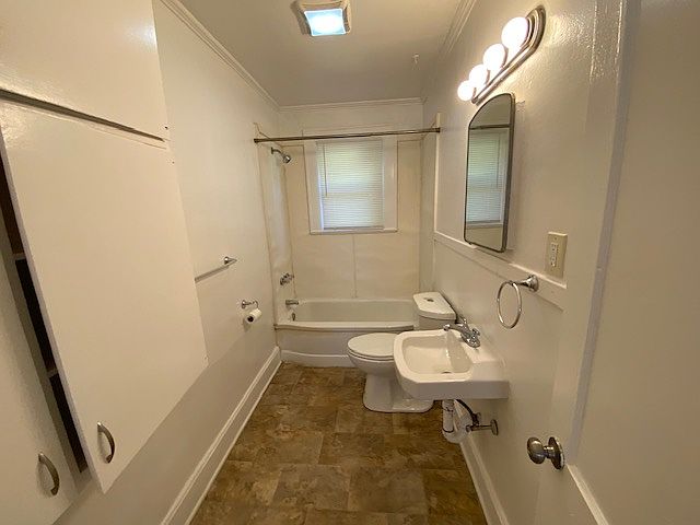 2nd image of 1671 Anne St #3