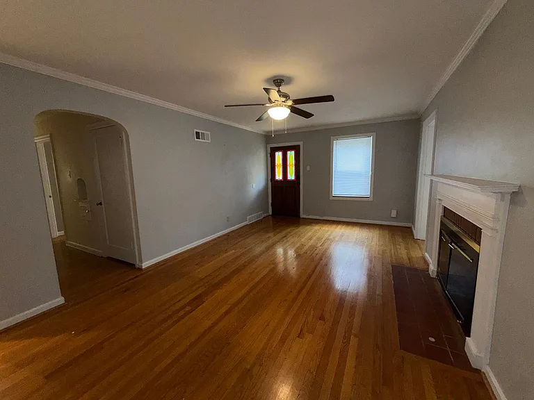 421 Cannonbury Dr — Photo 5