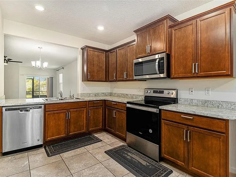 769 Forest Trace Cir — Photo 19
