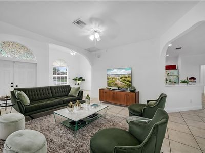 707 SW 4th Ct, Cape Coral, FL, 33991