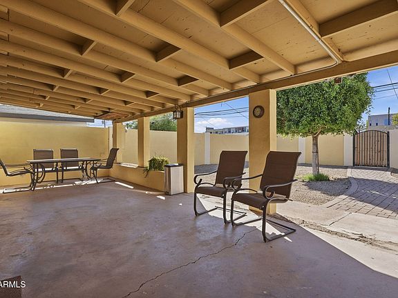 5th image of 2021 E HOWE Avenue