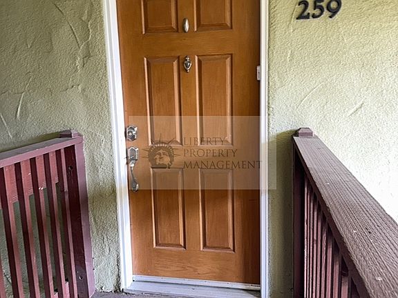 2nd image of 2881 E Huntington Blvd #259