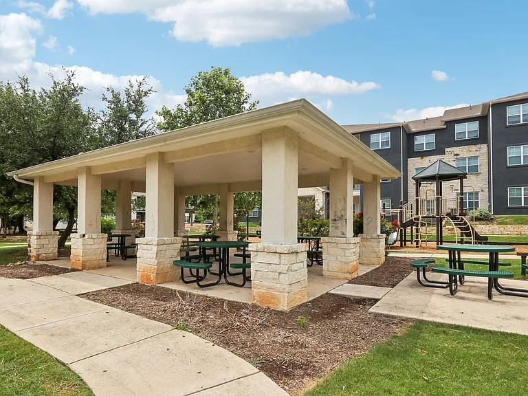 Tuckaway Apartment Homes — Photo 24