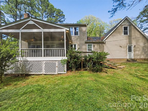 5th image of 2087 Poinsett Dr #86