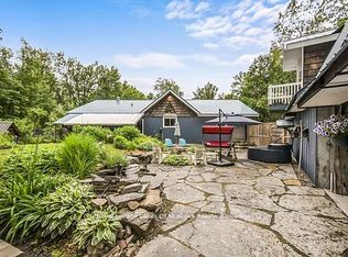 1005 Kirbys Beach Rd, Bracebridge, ON P1L1X2