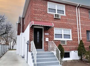 19838 Carpenter Ave, Hollis, NY 11423