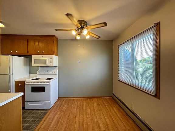 4th image of 1955 Marshall Ave APT 12