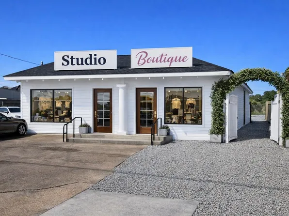 304 S Lockwood Dr, Houston, TX 77011