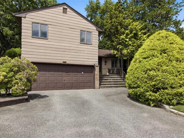 15 Beacon Drive, Port Washington, NY 11050