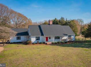 254 Greenfield Rd, Lancaster, VA 22503