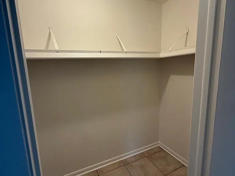 4911 York St #4 — Photo 6