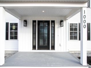38-38D Edson Rd, Oakham, MA 01068