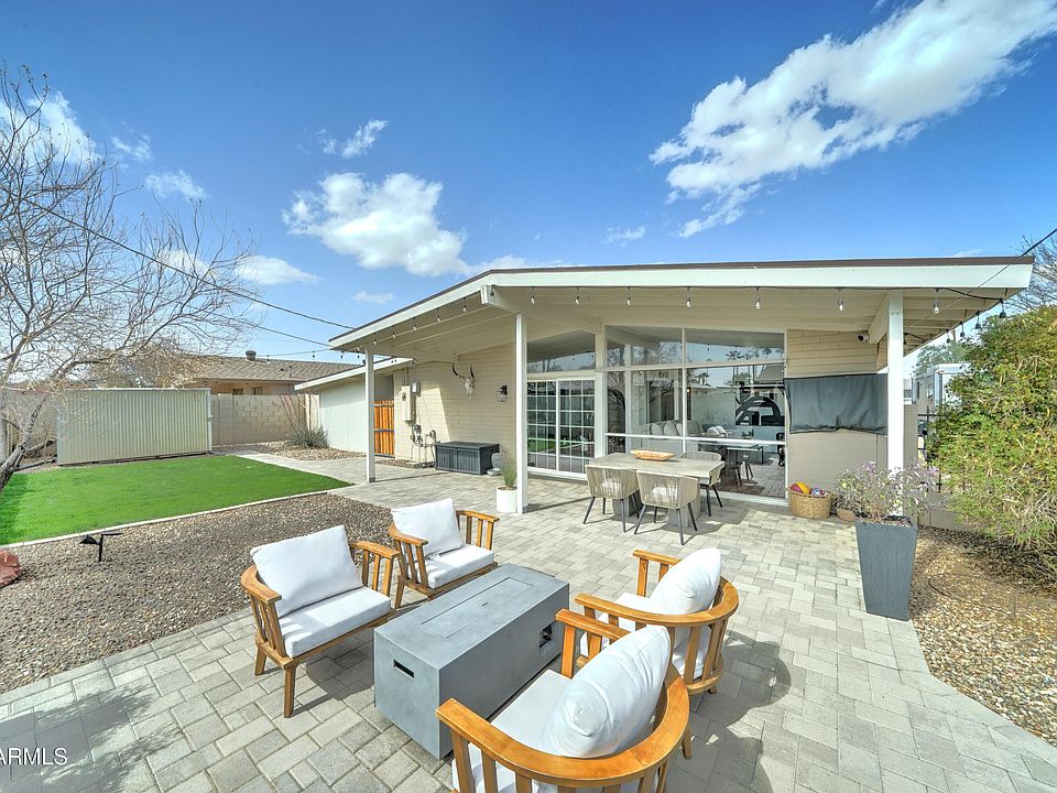 1st image of 6851 E WINDSOR Avenue