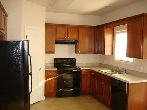 2nd image of 3618 McClaren Way