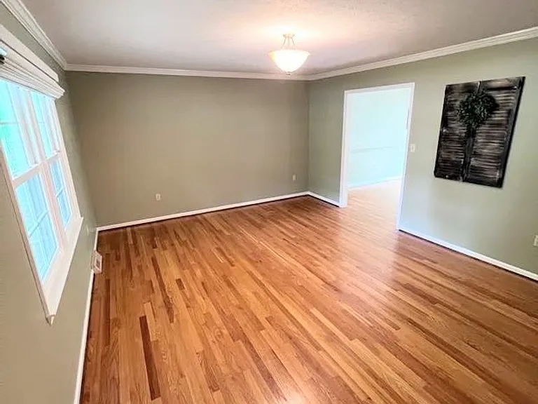 118 Guffey Ter — Photo 5