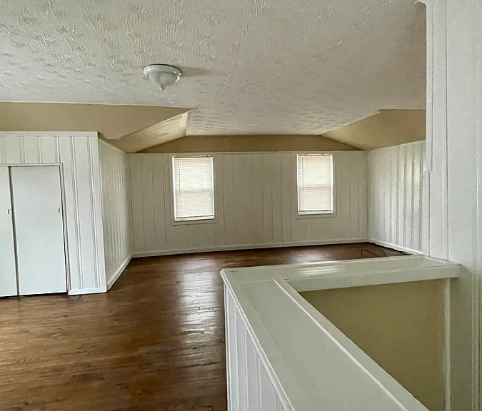 5333 Hollywood Ave — Photo 6