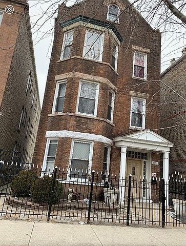 2nd image of 2542 S Saint Louis Ave
