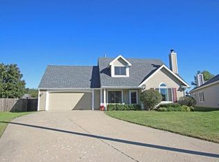 308 Stetson Pl, Lawrence, KS 66049